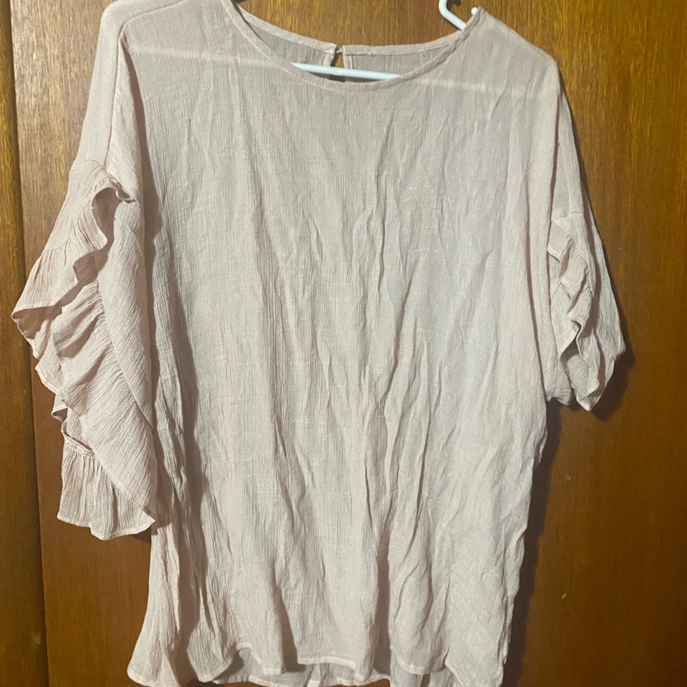 Doe & Rae Light Pink Ruffle Sleeve Top